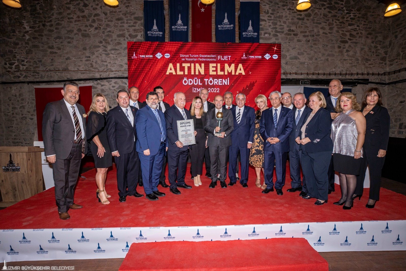 Turizm Oskarı Altın Elma ödülü İzmir’in…
